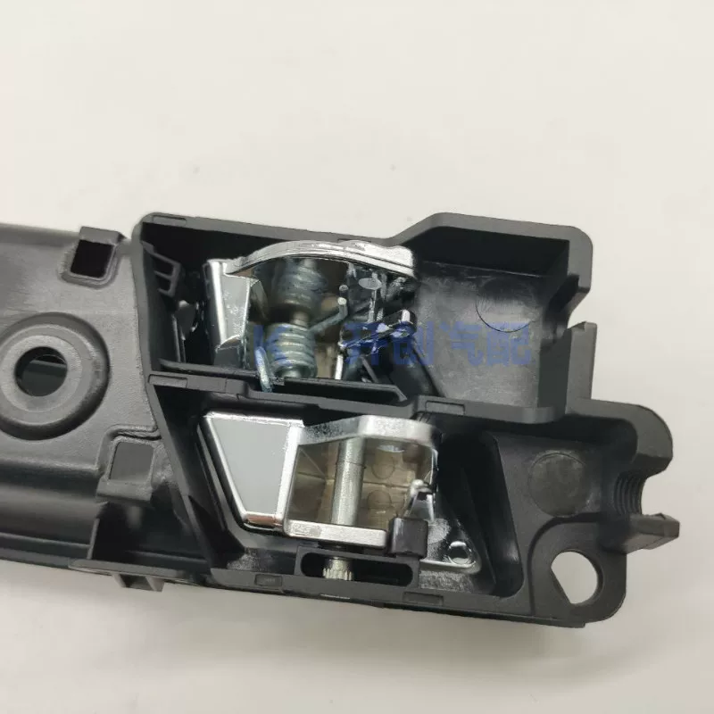 Chery Kaili Kaiyi X3 door handle inner handle inner buckle inner handle assembly electroplating