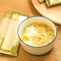 Rice buds baby noodles tomato beef noodles Western blue flowers cod carrot eggs no salt children 240g