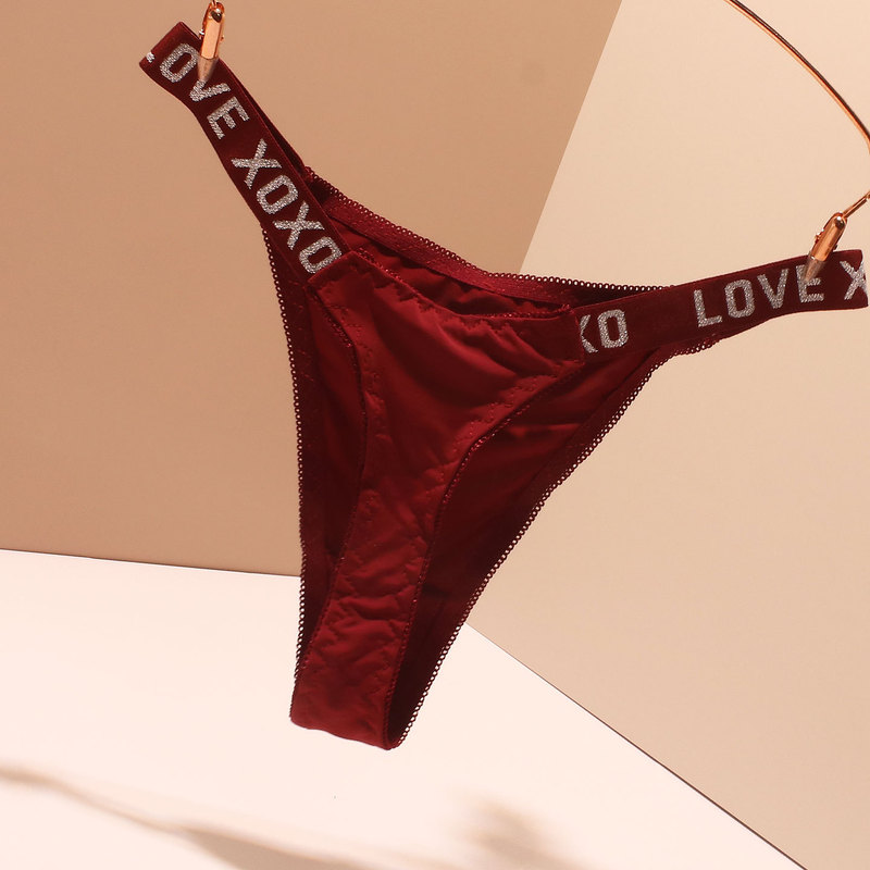 European and American Style Sexy Seamless Ice Silk Panties for Women, Letter Print, Silky, Breathable, Yoga Sports Thong European and American Style Sexy Seamless Ice Silk Panties for Women, Letter Print, Silky, Breathable, Yoga Sports Thong