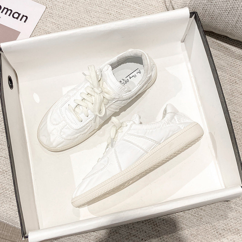 AD Hepburn ingenious production meets you with similar vision Japanese silk Xiaobai XIE flat bottom tide