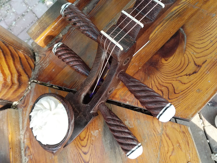 Nhạc cụ cánh gà bè 琵琶 người lớn playing chơi chuyên nghiệp nhạc cụ dân tộc người lớn 琵琶 đàn đáy