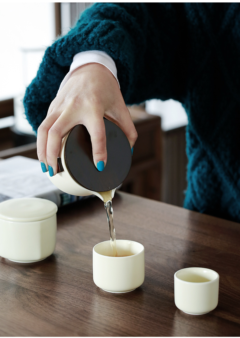 The Get crack cup in a pot of two glass ceramic portable bag coarse pottery tea pot small kung fu tea teapot