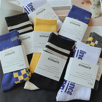3 pairs of socks mens trend retro mens and womens socks European and American letter ins tide socks hip-hop skateboarding sports stockings
