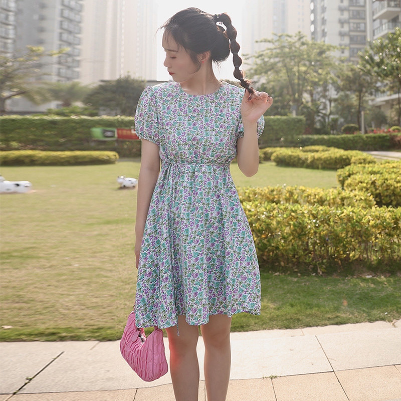 Small summer dress 2021 new waist floral chiffon dress design sense women's bubble sleeve skirt