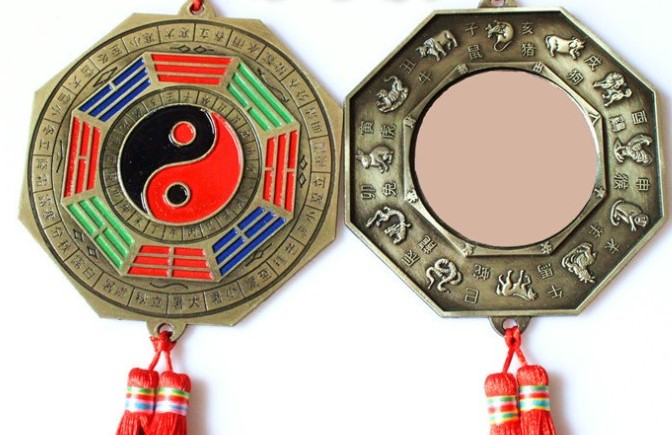 Bagua mirror evil household door Feng Shui copper mirror solution