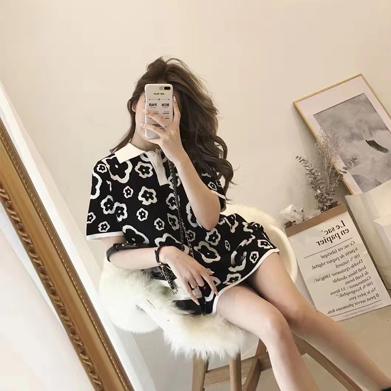 2022 new French-style niche retro Wonder Woman's gentleness Gentler Temperament Polo Polo Ocean Dress summer