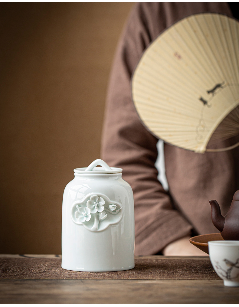 By hand to make the name plum flower tea pot home receive large ceramic seal storage tank with moistureproof tea tea set zero positions