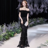 Черное элегантное элитное вечернее платье, изысканный стиль, рыбий хвост, открытые плечи