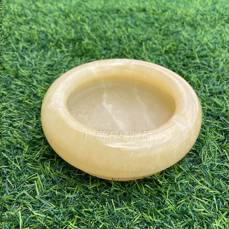 Natural jade ashtray creative personality large home retro European fashion decoration table ashtray