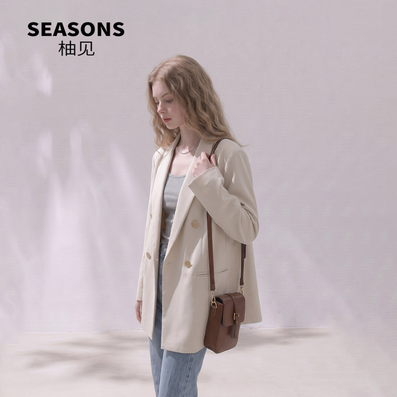 Seasons Youjian Light Mature Style Beige Oversized Blazer for Women, Double-Breasted, Slimming, Elegant, Petite Coat for Commuting Seasons Youjian Light Mature Style Beige Oversized Blazer for Women, Double-Breasted, Slimming, Elegant, Petite Coat for Commuting
