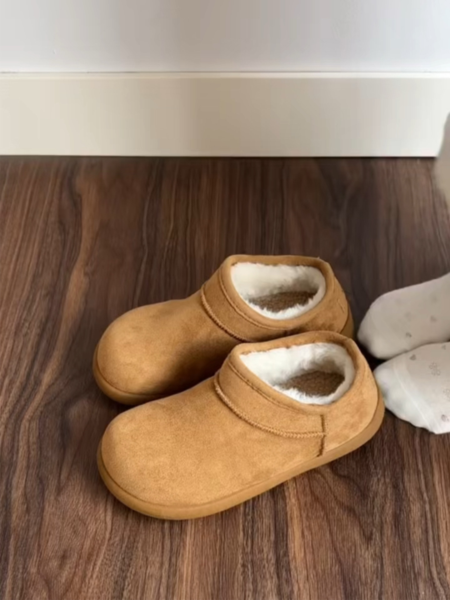 Camel-Colored Thick-Soled Snow Boots for Women, Small Potato Style, Fleece-Lined, Warm, Furry Birkenstock-Style Shoes, Winter Slip-On Cotton Short Boots