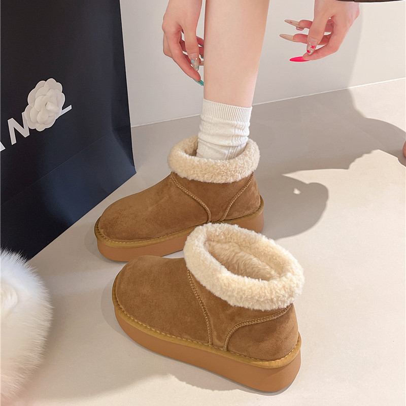 Thick-Soled Fleece-Lined Snow Boots for Women, Winter 2025 New Popular Birkenstock-Style Short Boots, Furry Shoes, Northeastern Large Cotton Shoes