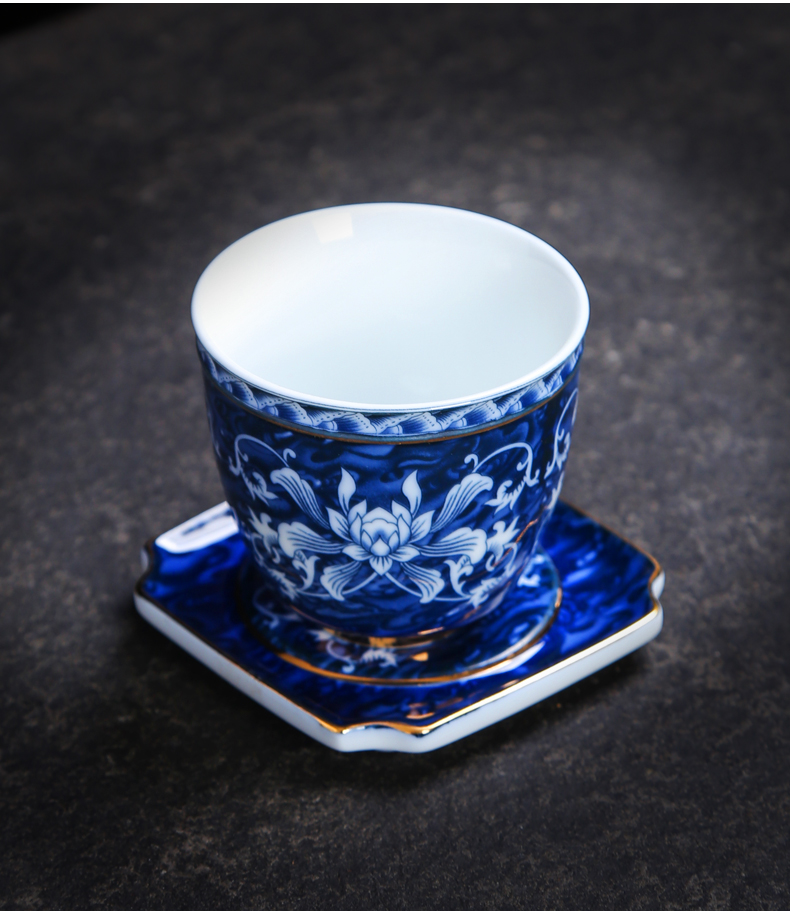 Blue and white porcelain tea cups a shadow Blue cup mat heat - resistant ceramic cup mat kung fu tea tea tea zero household