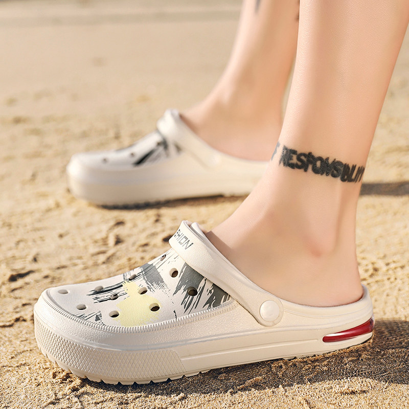 2022 new summer beach cave shoes men's Baotou sandals men's slippers non-slip fashion couples sandals men