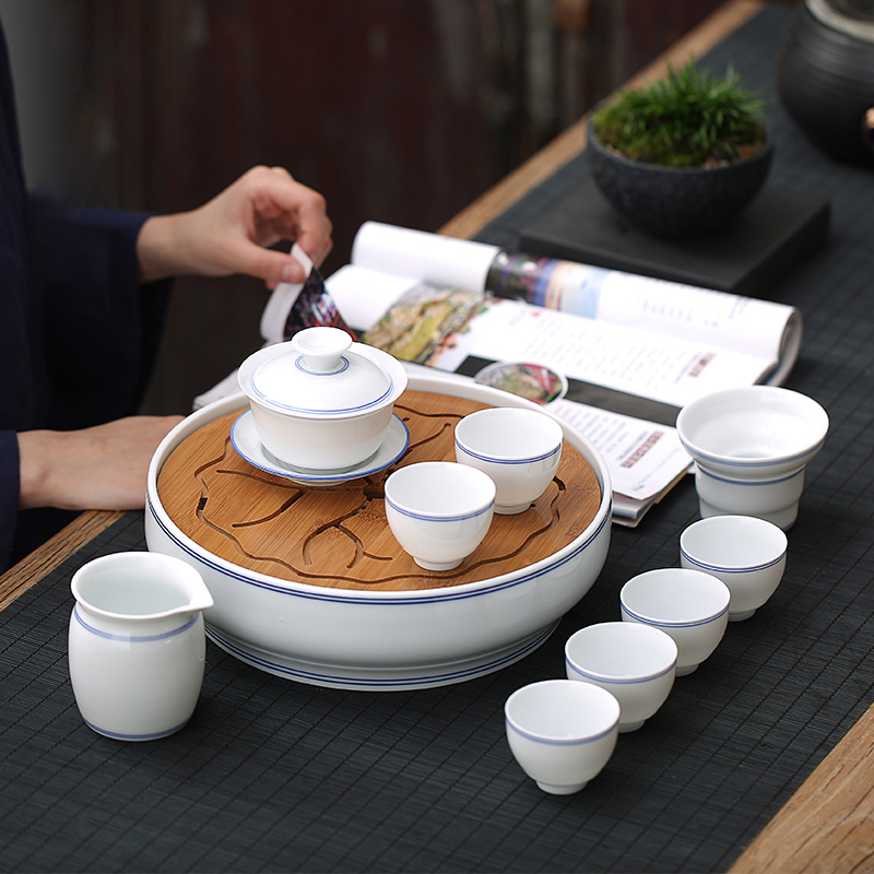 Only three tureen tea cups of jingdezhen porcelain manual sweet white thin foetus ceramic bowl suit kung fu