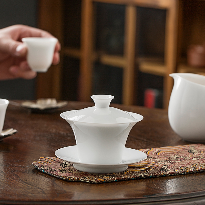 Jingdezhen manual sweet white ceramic thin tire, white porcelain in Chinese water chestnut tea tureen kunfu tea tea set