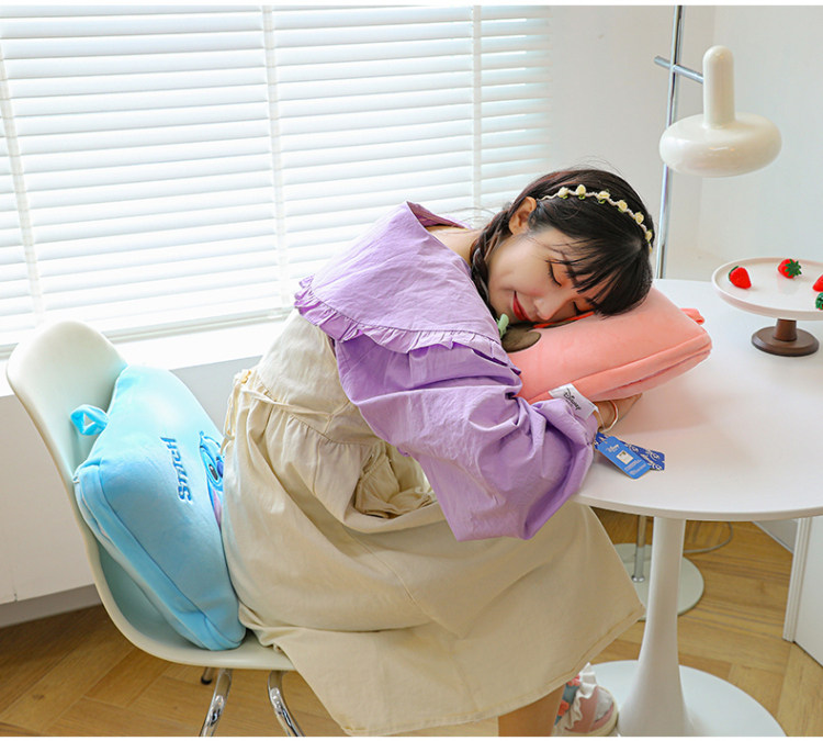 подушки-одеяла 米奇抱枕毯子二合一午休被子两用车载办公室空调毯被枕头午睡神器