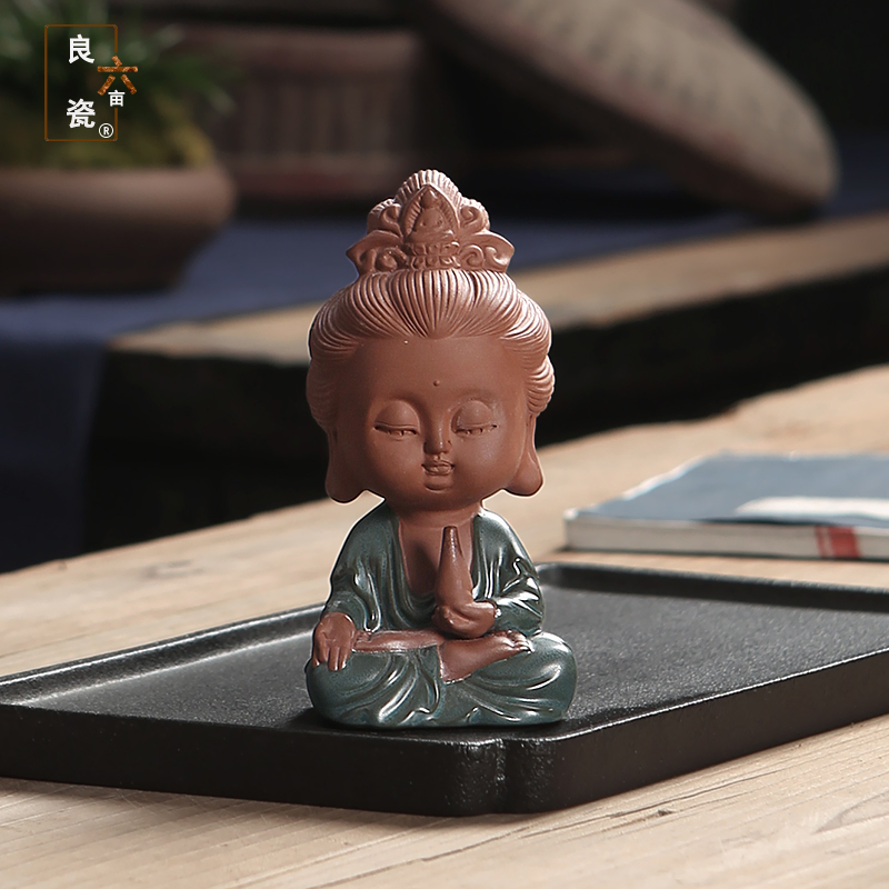 Small purple guanyin Buddha Buddha furnishing articles pet boutique tea play tea and kung fu tea accessories car ceramics