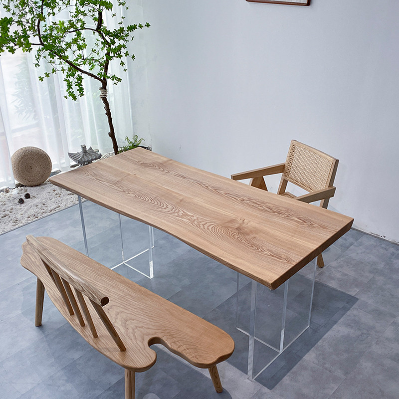 Dimensions: 174-78-75-79-5 white wax wood in the shape of a