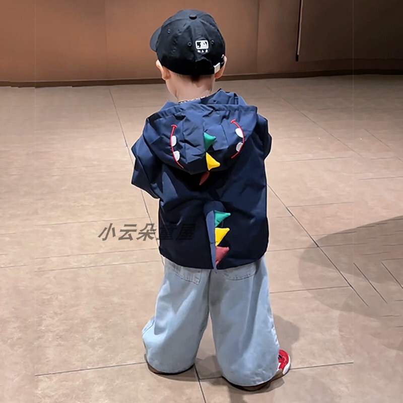 Cute Little Dinosaur Jacket for Boys, Autumn 2026 New Style, Stylish Children's Hooded Jacket Cute Little Dinosaur Jacket for Boys, Autumn 2026 New Style, Stylish Children's Hooded Jacket
