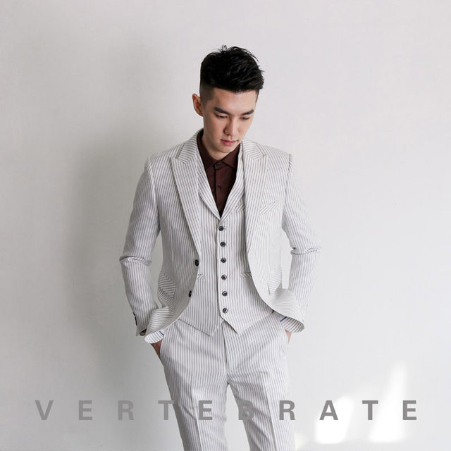 Vertebrate ຜູ້ຊາຍ trendy Korean style refreshing slim handsome suit fashionable white black striped suit 8050