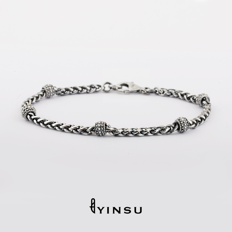 925 Silver Vintage Distressed Woven Chopard Bracelet with Welded Rivets and Round Beads, Unisex, High-End, Dark Style 925 Silver Vintage Distressed Woven Chopard Bracelet with Welded Rivets and Round Beads, Unisex, High-End, Dark Style
