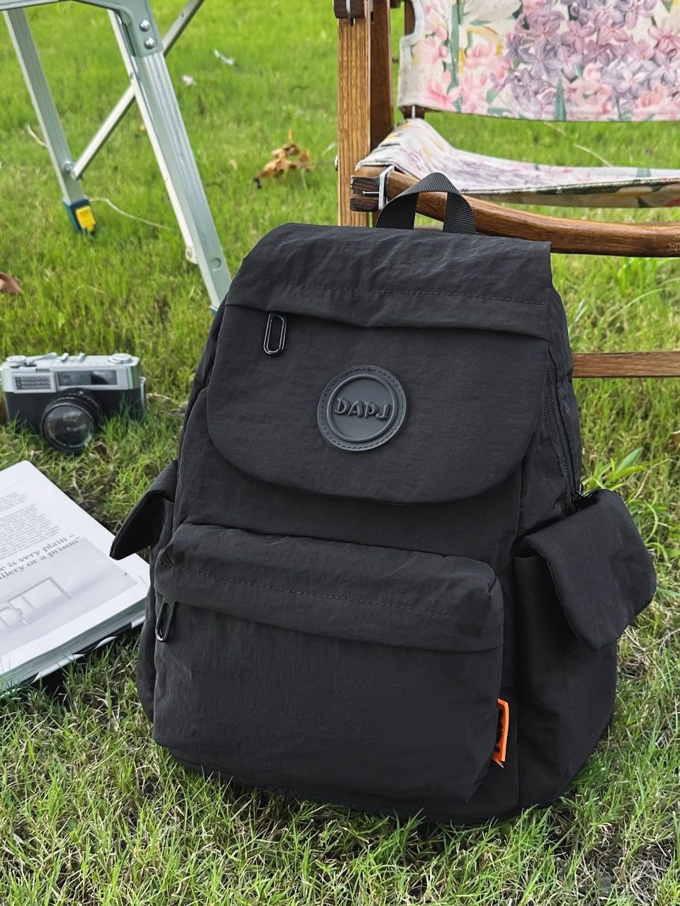 Backpack for Women, Lightweight, Good-Looking, Small, Niche, Large-Capacity, Women's Outdoor Travel, Leisure and Mountaineering Backpack