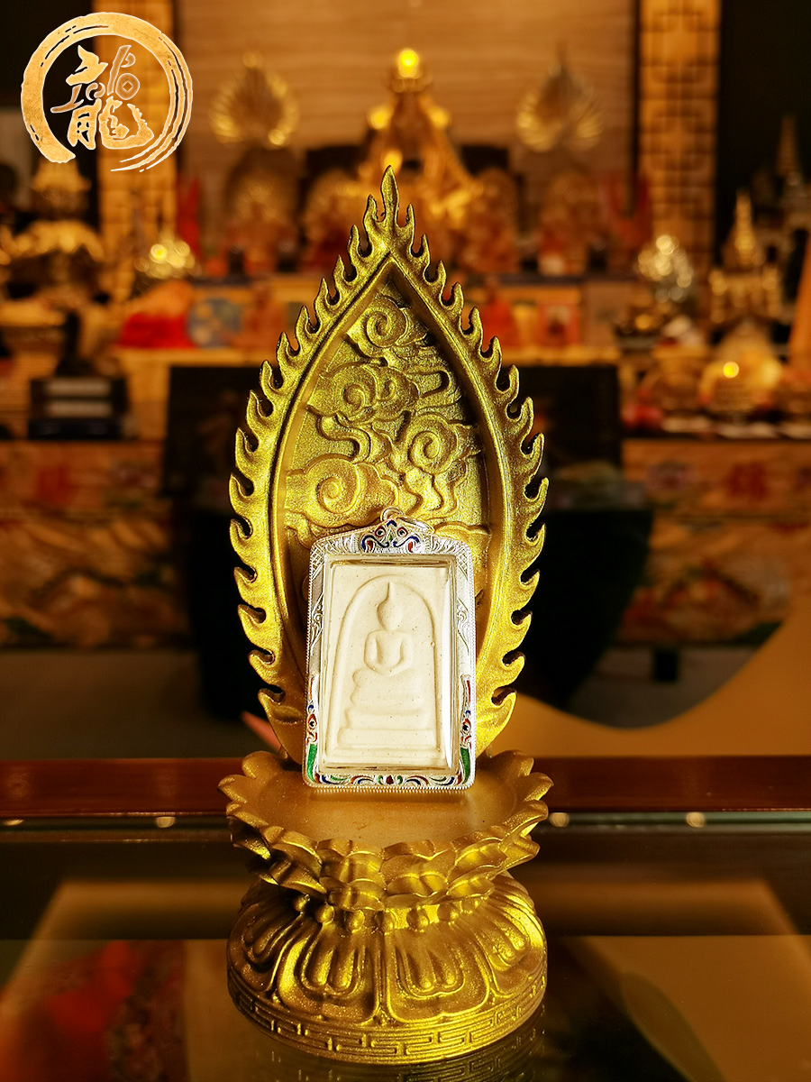 Thailand Buddha brand Valakang lucky Chongdi Buddha Long Po Gate moon transshipment genuine 2545 years of business Zheng Cai