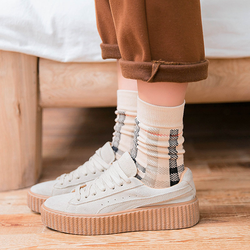 Vớ nữ sọc cá tính kẻ sọc retro vớ cotton xu hướng mùa thu hoang dã và mùa đông đại học ống gió để giúp tất nam thể thao tất ngắn cổ