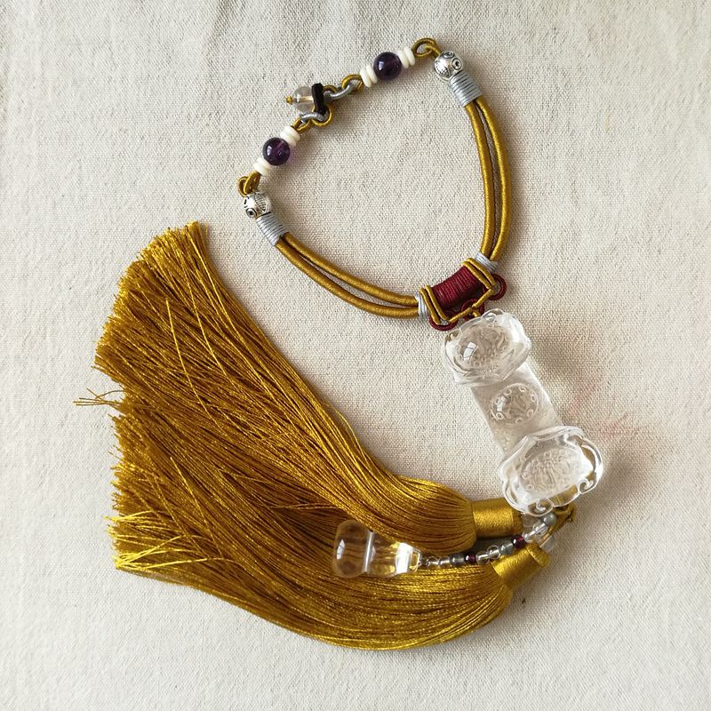 Natural white crystal rude car hanging parts Car decoration pure hand - woven home accessories