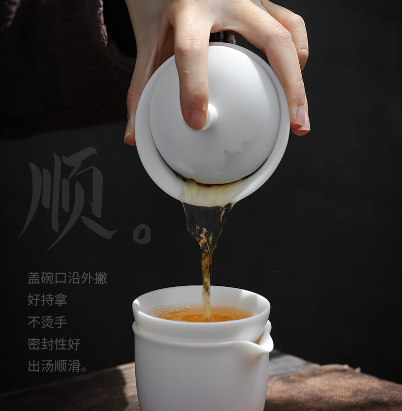 Become precious little hand - made with water up to the mountain jade suet white porcelain three tureen high - end kung fu tea bowl cups of household