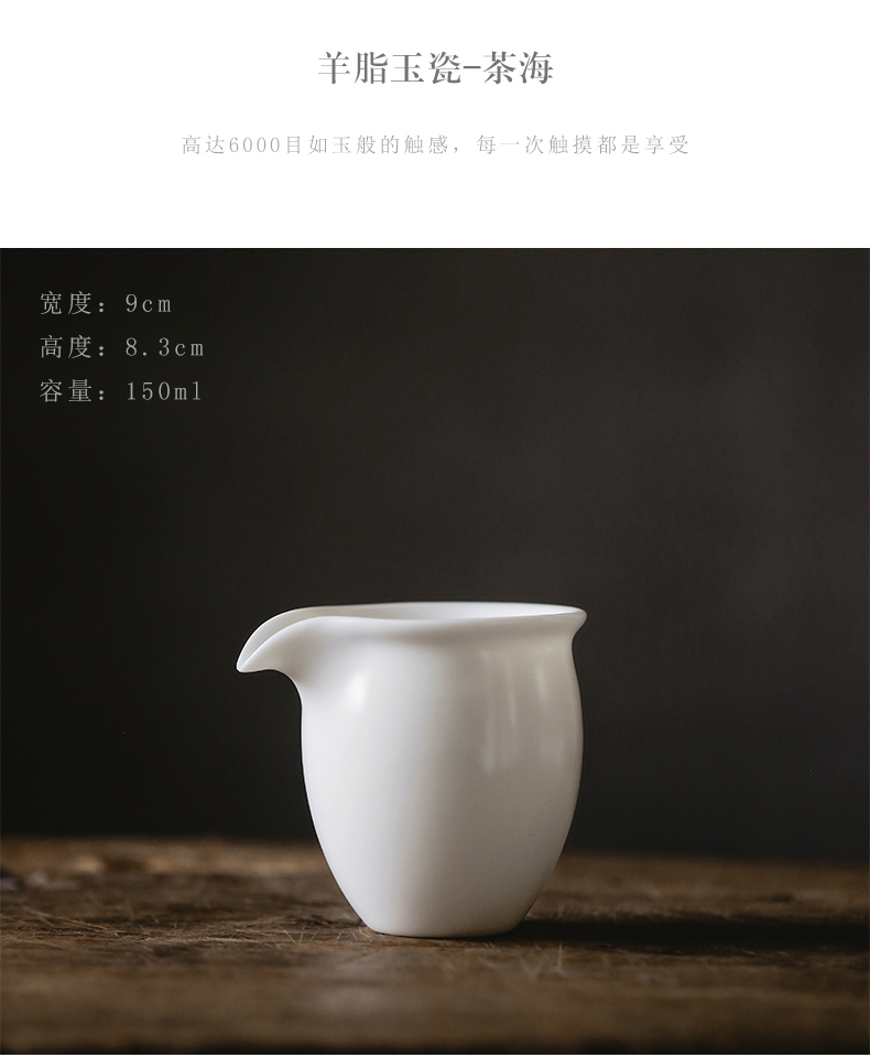 By understanding the modern Chinese dehua suet white jade porcelain kung fu tea set home tea three GaiWanCha taking