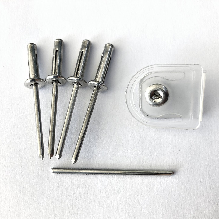 Special folding rivets for wine boxes, anti-counterfeiting lantern umbrella-shaped flowering nails, purple three-prong plastic buckle lion head