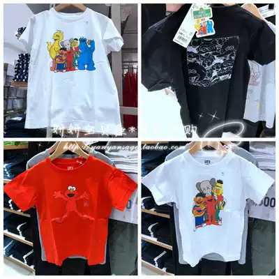 Spot Japanese buy UniqloxKAWSx Sesame Street joint name limited second bullet children men and women short sleeve t-shirt
