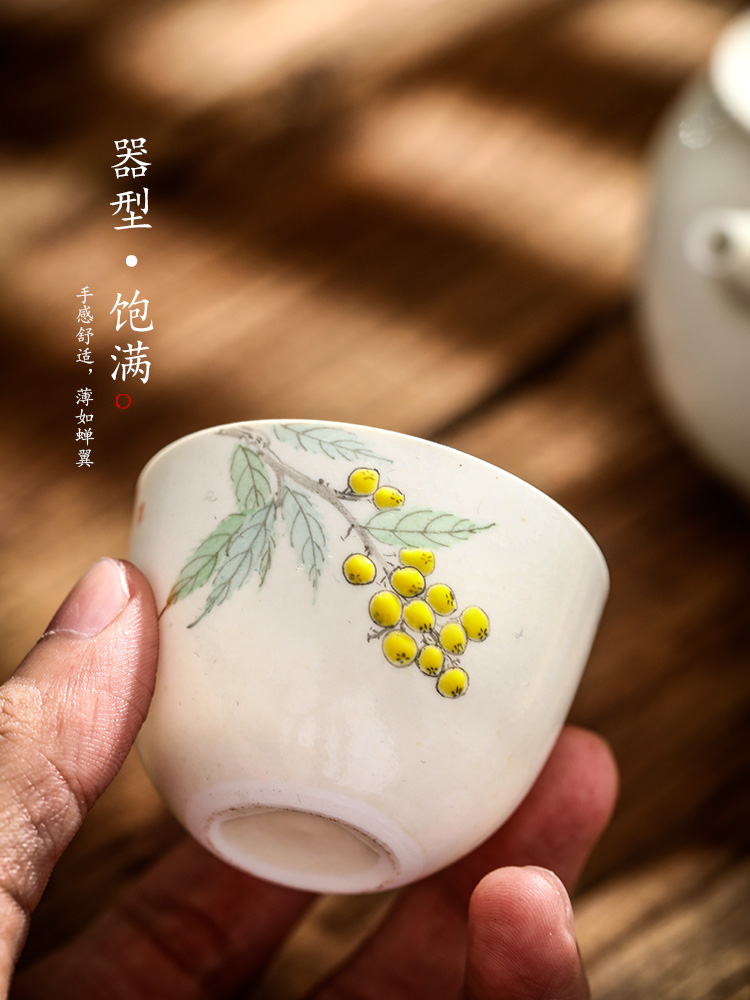 Jingdezhen ceramic sample tea cup master cup single cup pure manual kung fu teacups hand - made loquat small tea tea set