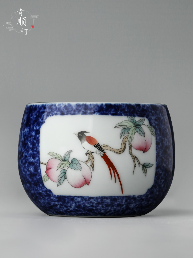 Hand draw flowers and birds masters cup single cup men 's jingdezhen kung fu tea cups sample tea cup only pure manual blue glaze tea set
