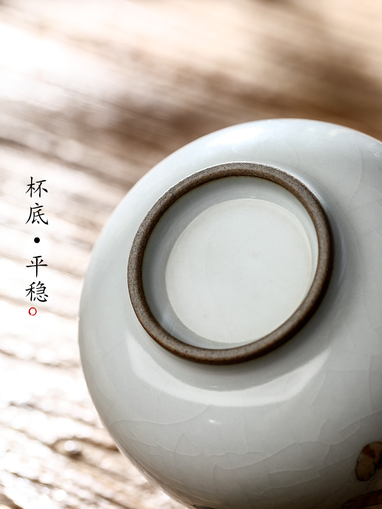 Your up hand - made the cat master cup single CPU jingdezhen checking ceramic kung fu tea set a single cup sample tea cup