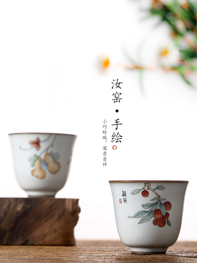 Hand your up jingdezhen tea master kung fu tea cup sample tea cup single cup of pure manual single ceramic cup