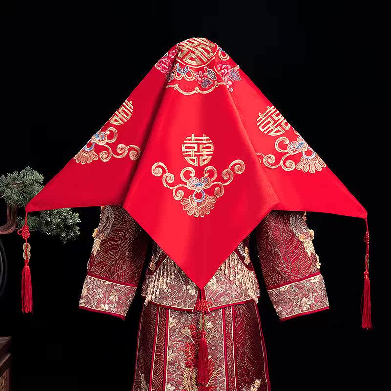 Red cover head married Chinese new cover bride embroidered big red Xiuhe clothing cover to increase Hipalongfeng