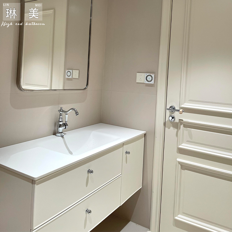 French-Style Cream-Colored Bathroom Cabinet Set with Integrated Curved Countertop and Corian Washbasin for Bathroom French-Style Cream-Colored Bathroom Cabinet Set with Integrated Curved Countertop and Corian Washbasin for Bathroom
