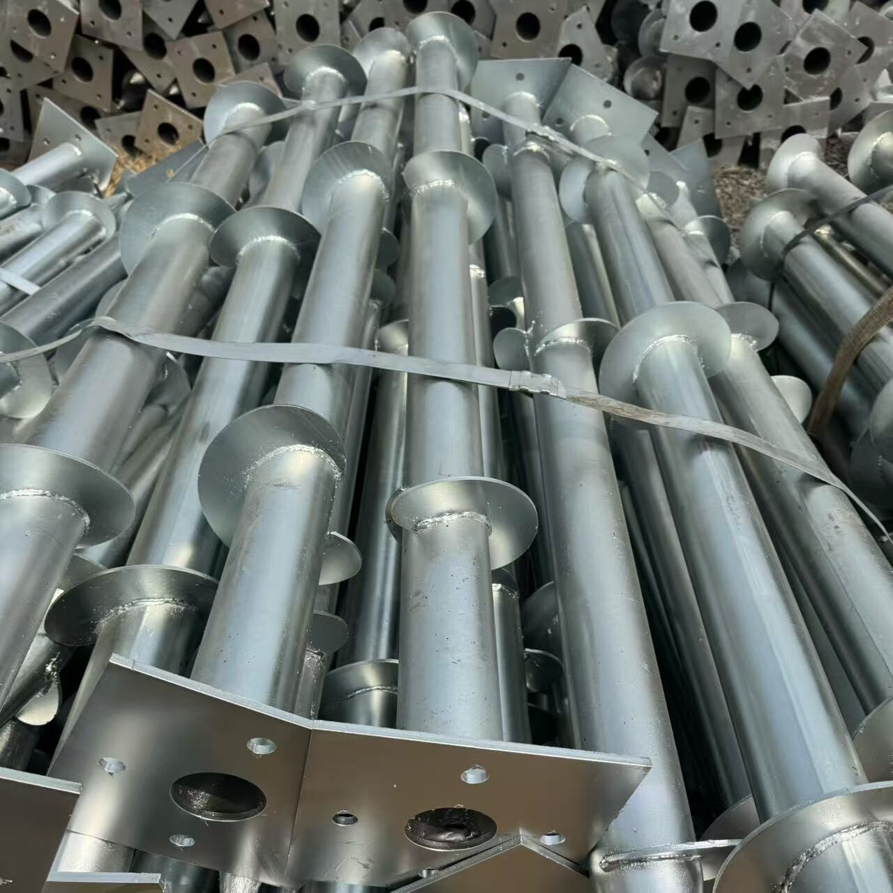 Стальная труба 地螺丝螺旋地桩灌注桩光伏预埋件q345b建筑预埋管镀锌螺旋地桩