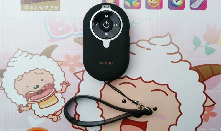 giá máy chiếu Loa bluetooth siêu nhỏ theo dõi máy nghe nhạc cầm tay sáng tạo thẻ điện thoại di động mini loa siêu trầm âm thanh - Trình phát TV thông minh bộ điều khiển tivi