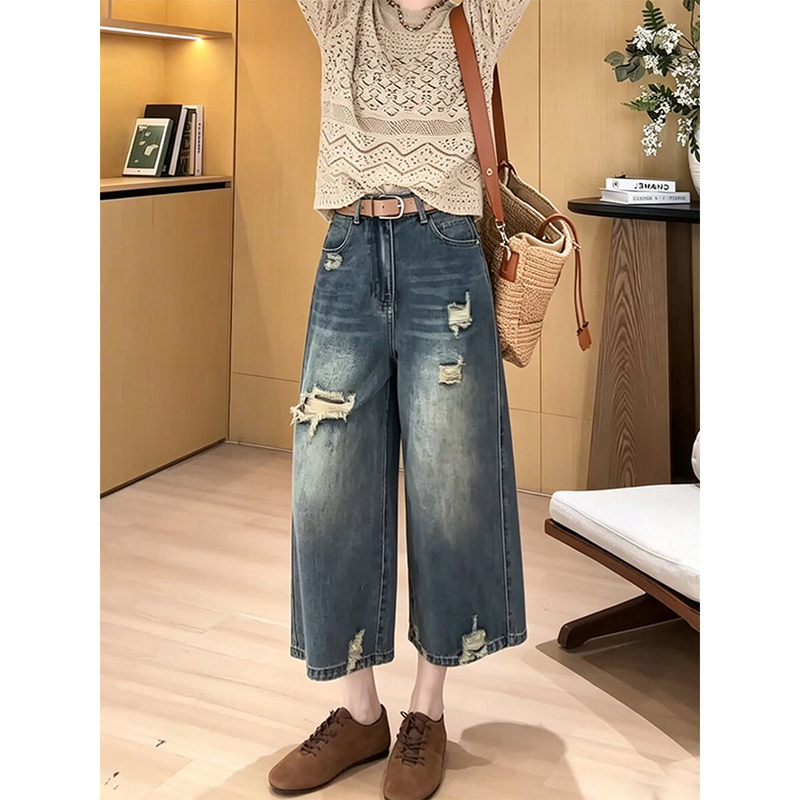 Vintage Distressed Ripped Curved Hem Jeans for Plus-Size Women, Summer New Style, Loose Fit, Slimming Wide-Leg Cropped Pants