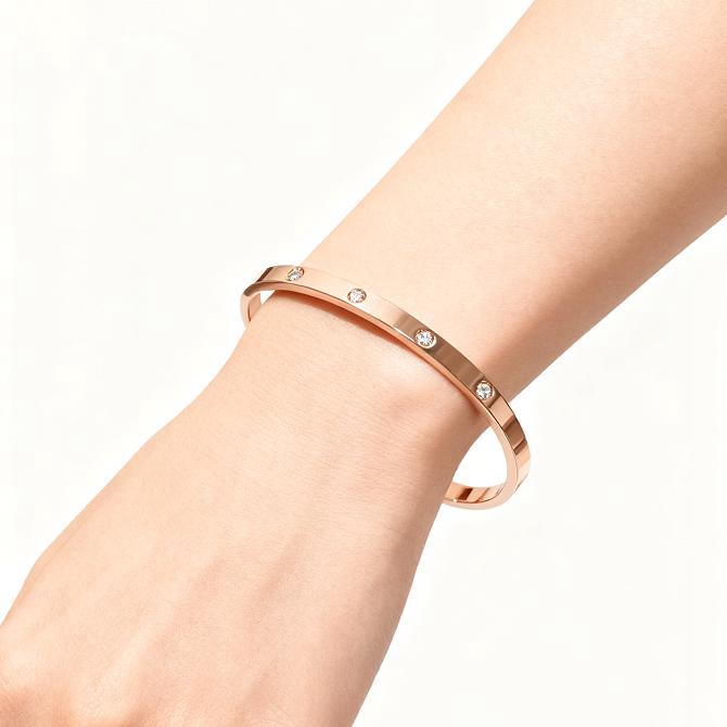 Light Luxury 18K Rose Gold Plated Bracelet, European and American Fashion, Simple Love Narrow Nail Bracelet, Couple Style, Gift for Girlfriend