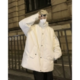 Черный полиуретановый брендовый демисезонный утепленный пуховик, дизайнерская куртка, изысканный стиль, тренд сезона