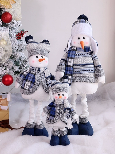 Купить товар Набор новогодних кукол, куклы на семью из трех человек, лось, снеговик, украшения Деда Мороза, новые украшения под елку