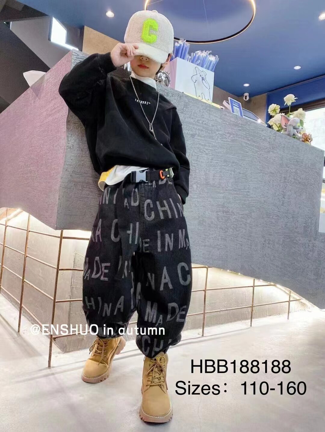 Brand winter children's big children Korean version of foreign style full of letters soft elastic loose lantern daddy pants jeans 8188