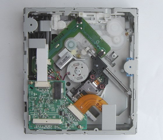 Brand new original Honda eight-Gen Yaakaku original car CD core song music single disc CD mechanism