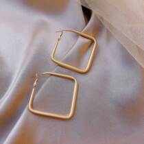 Earrings 2021 New Tide Cold wind earrings female European and American exaggerated temperament advanced pure silver Net red ear jewelry