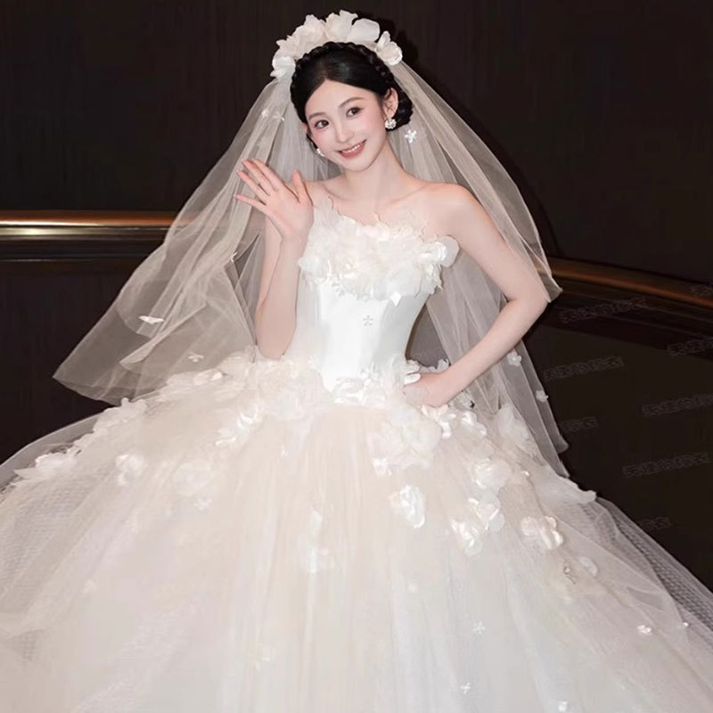 Plus Size Wedding Dress Bride 2025 New Wedding Dress Flower Tube Top Tail Fat Girl Slim Dress Main Yarn High-End